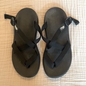 Chaco Chong sandal, men’s size 10, black